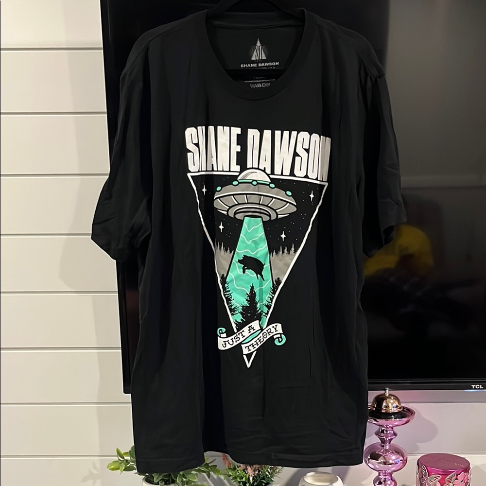 NWOT Shane Dawson Just A Theory UFO Tee 🛸
